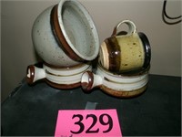 4 PC POTTERY DISHES