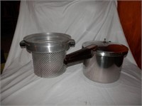 Group of 2 - Presto-newer with lg. pot strainer