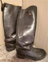 RIDING BOOTS SIZE 9