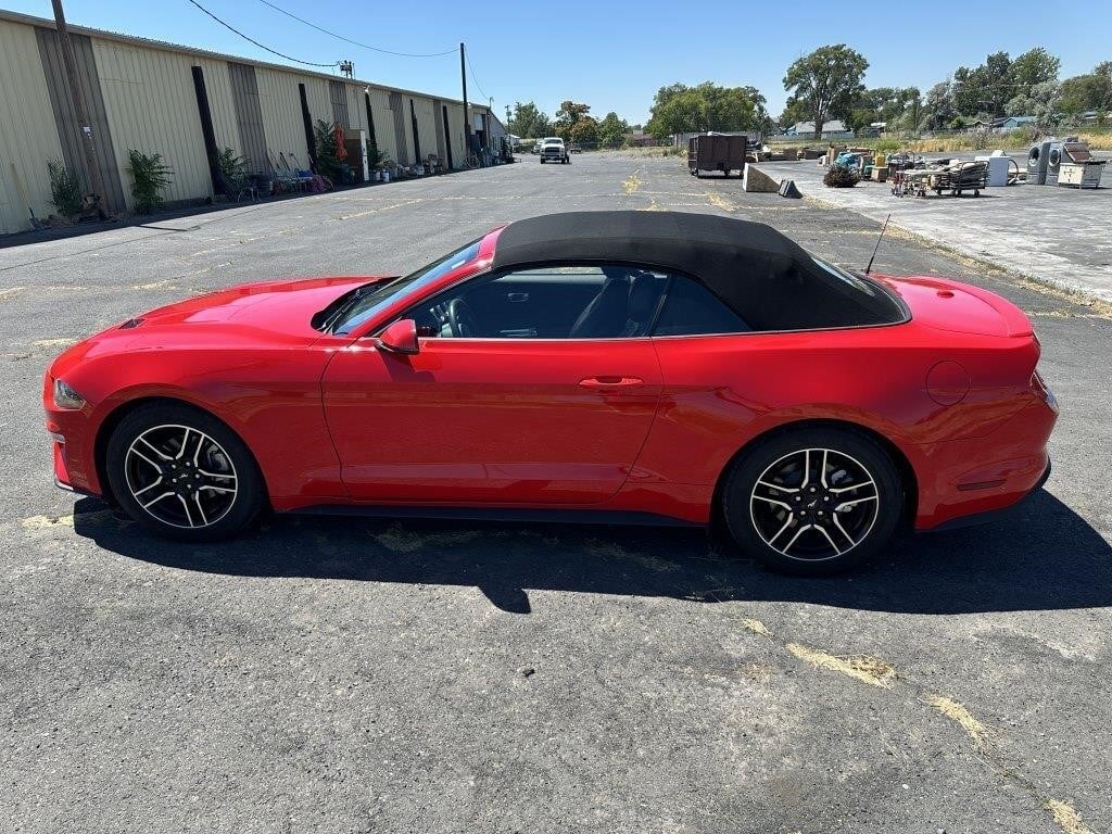 2020 Ford Mustang