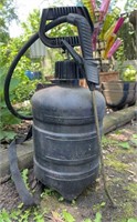 2 Gallon Sprayer Pump Bucket Fertilizer