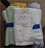 Misc Linen Lot