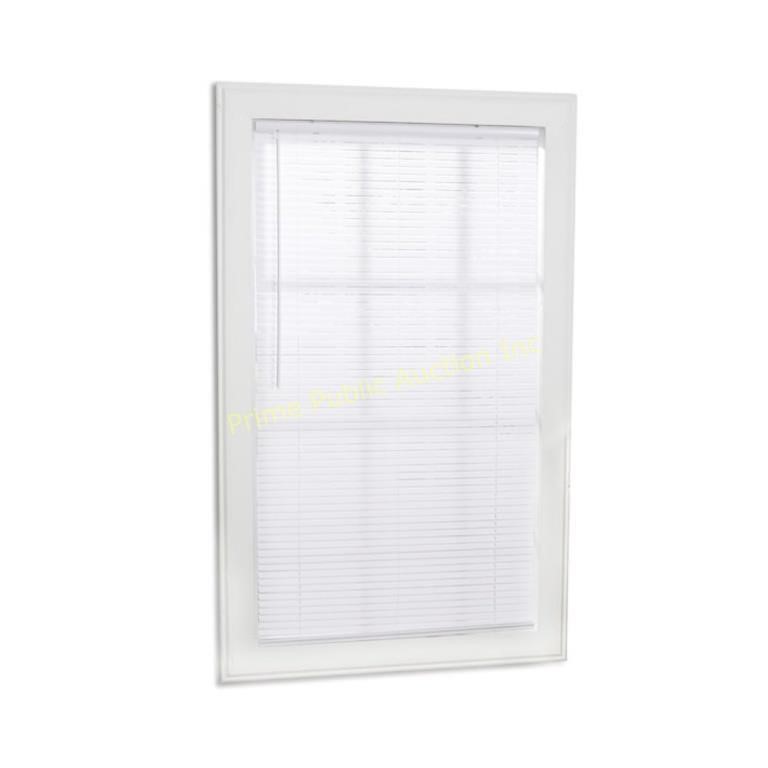 PROJECT SOURCE $25 Retail 45"x64" Mini Blinds,