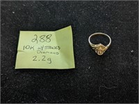 10k Gold 2.2g Ring with Diamonds