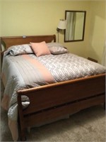 Queen size sleigh with bed spread