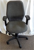 Nice Padded Roll Around Office Desk Chair #2