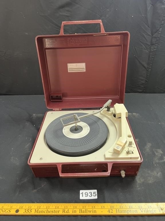 GE Record Player*