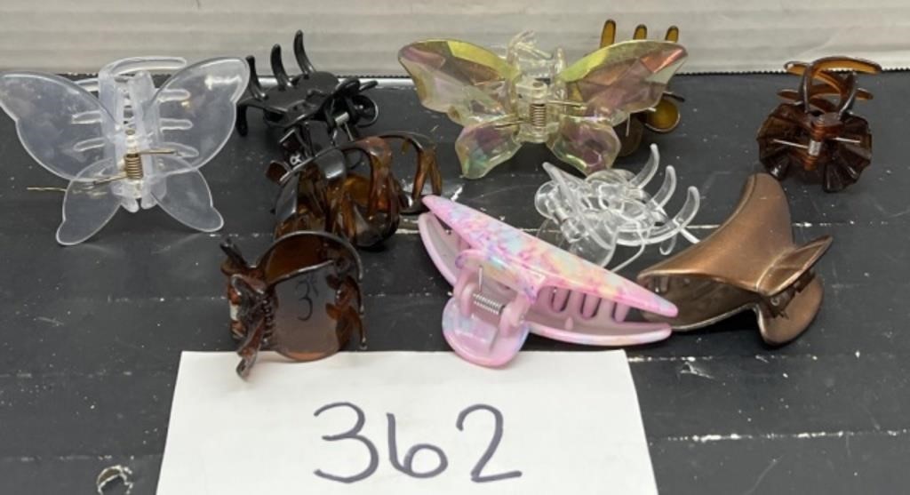 Mixed hair clip lot; butterflies and more