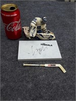 Figurine de hockey McFarlane Toskala (SIGNE)