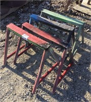 Lot of (4) Small Iron Horses/Stands