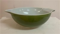 Pyrex mixing bowl ( green)