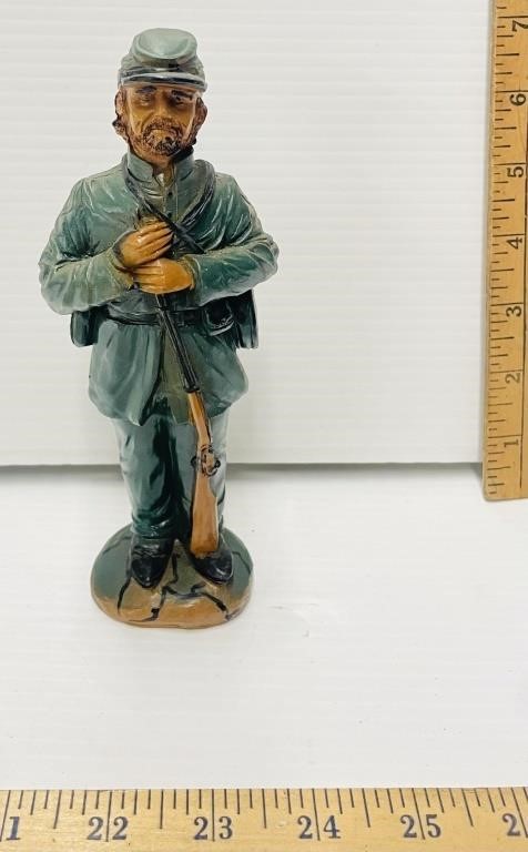 Vintage U.S Army Civil War Soldier Statue