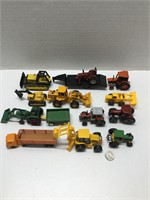LOT OF SMALL DIE CAST TRUCKS AND TRACTORS