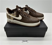 NIKE AIR FORCE 1 '07 LX SHOES - SIZE 10