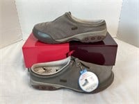 New TheraFit Olive Dallas Suede Clogs Size 9.5-10
