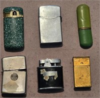 LOT OF VINTAGE LIGHTERS & RAZORBLADES