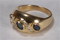 Ladies 18ct Gold Diamond and Sapphire Dress Ring,