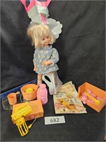 Hasbro Sweet Cookie Doll 17" (j.m.)