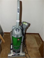 Hoover EmPower12 Amp Vacuum