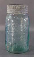 Crown 8X Quart Sealer Jar in Pale Green