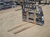 Caterpillar 4' Skid Steer Forks