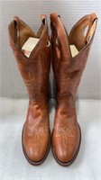 Size 8 1/2 AA cowboy boot