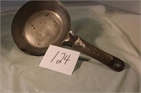 #39 L&G COLD HANDLE SKILLET 6"