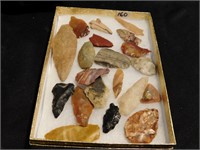 20 pieces -  Arrowheads and flint pieces