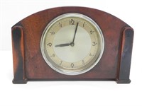 SMALL WOOD MANTLE CLOCK