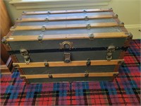 TRUNK WITH INSERT (VERY CLEAN)