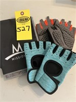 Cycling/weightlifting Gloves & Cooling Towel