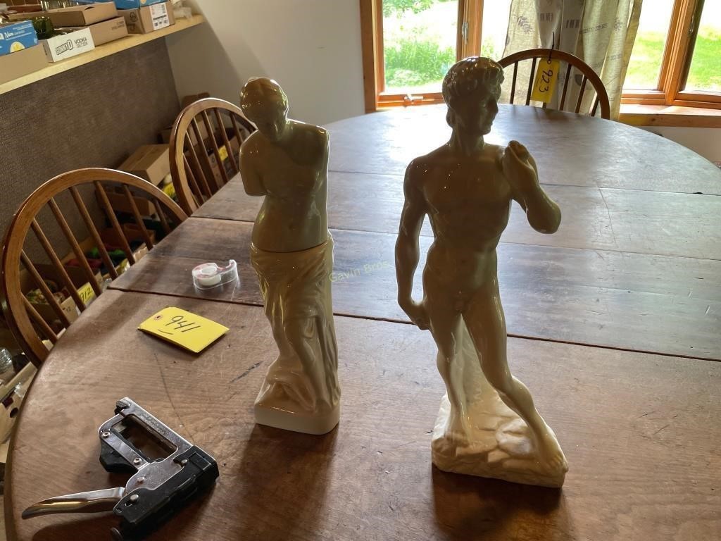 Porcelain Figures David and Venus