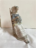 Lladro Embroidress porcelain figurine,