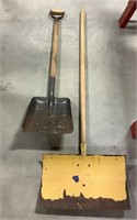 2 wood/metal shovels