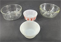 4 Vintage Pyrex & FireKing Bowls