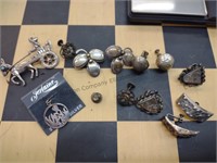 Vintage group of silver earrings and pins 42.6 g