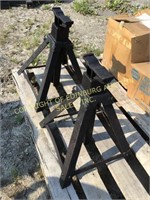 (2) Heavy Duty Jack Stands
