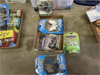 (4) Skylander Figures