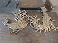 Pair rooster wall plaques