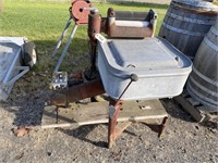 Antique Maytag Wringer Washer w/Gas Motor