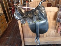 Leather Australian Saddle