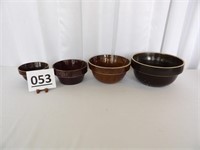4 Stoneware Bowls