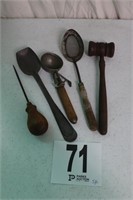 Vintage Utensils(R1)