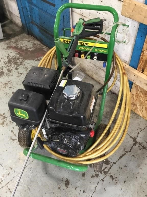 John Deere 3800psi pressure washer