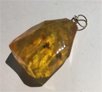 Amber Pendant
