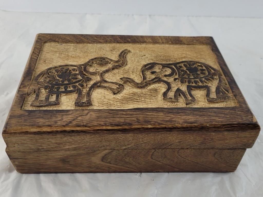Wood box w/ elephant carving