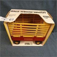 Ertl Die-Cast Bale Throw Wagon - New Holland
