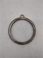 Marked Sterling Sm Circle Frame TW: 11.3g
