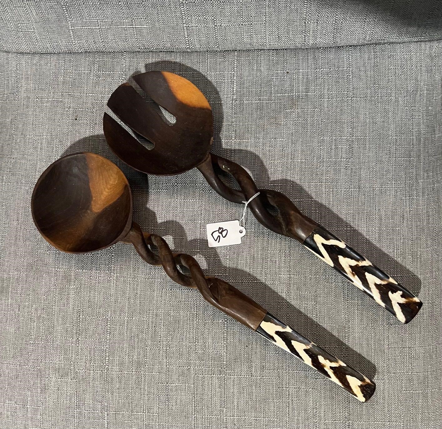 WOODEN SERVING SET