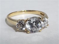 14k gold ring with clear stones